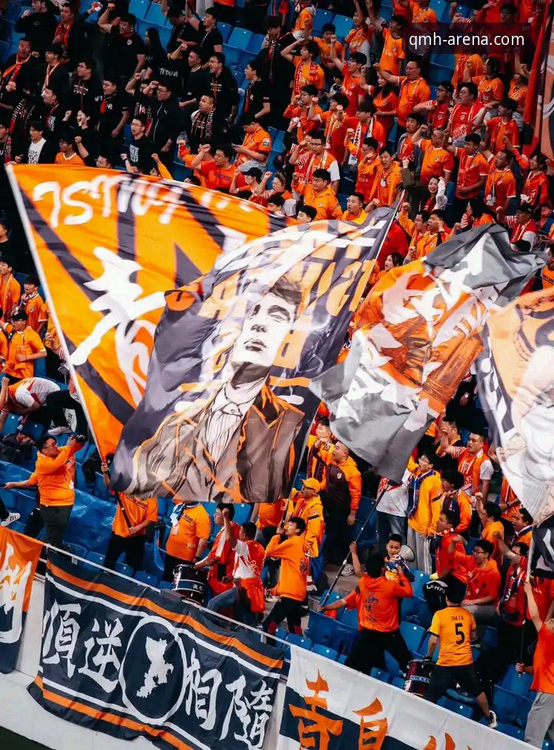 青岛海牛3-1掀翻上海海港：一场中超逆袭的深度评测与创新启示